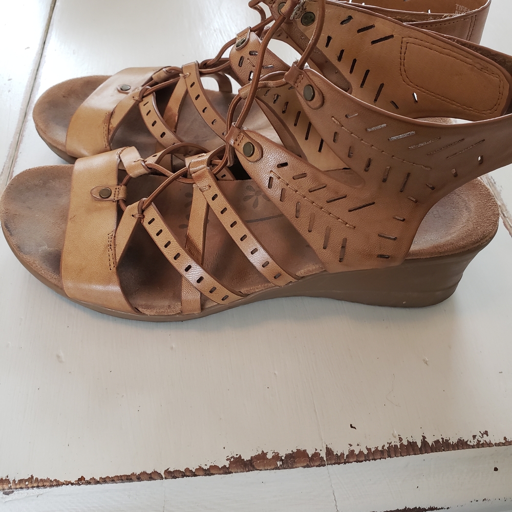 BareTraps Tan Strappy Sandals